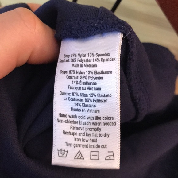 Alo Yoga High-Waist Moto Sport Leggings with Mesh Panels Size Medium - Picture 9 of 11